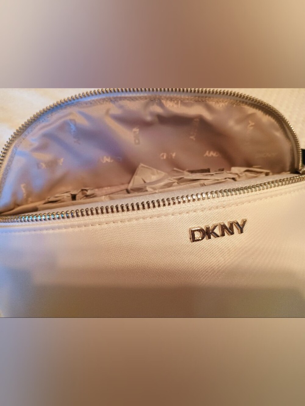 DKNY White Crossbody Belt Bag - Picture 3 of 6